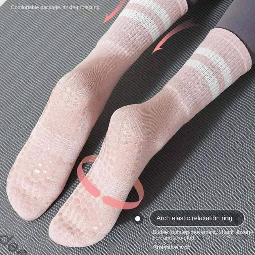 Non-Slip Sports Socks – Cotton Grip for Yoga & Fitness - Viva Bella