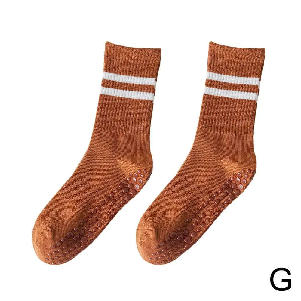 Non-Slip Sports Socks – Cotton Grip for Yoga & Fitness - Viva Bella