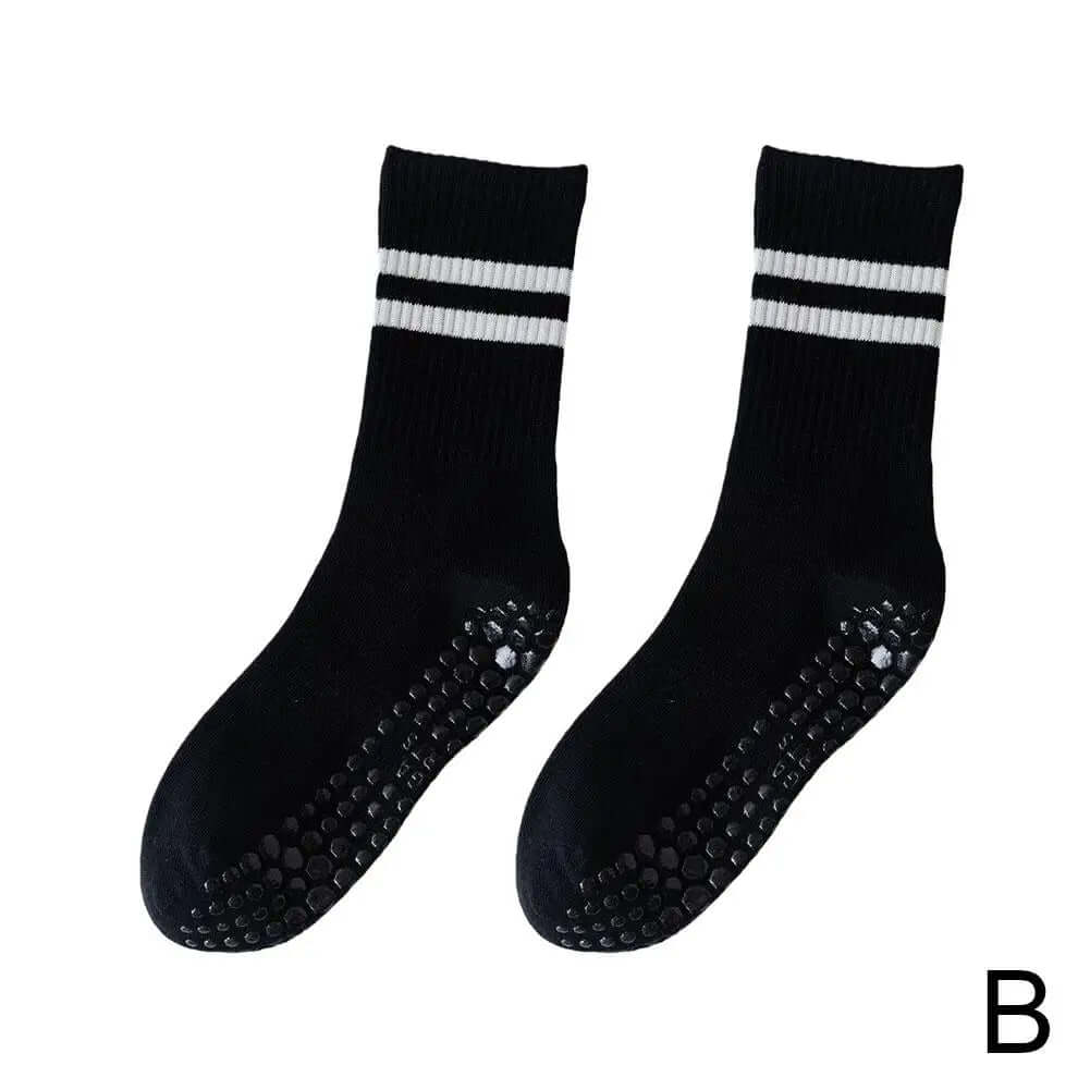Non-Slip Sports Socks – Cotton Grip for Yoga & Fitness - Viva Bella