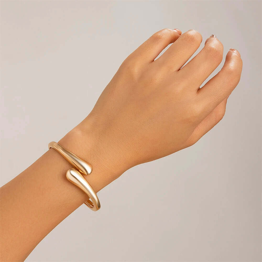 Wide Metal Bangle Ring - Viva Bella