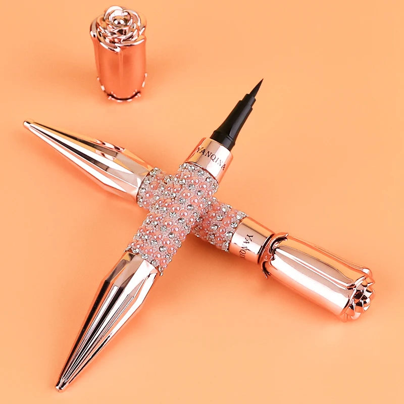 Smudge-Proof Liquid Eyeliner – Precision & Perfection - Viva Bella