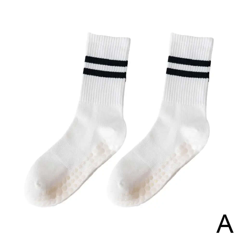 Non-Slip Sports Socks – Cotton Grip for Yoga & Fitness - Viva Bella